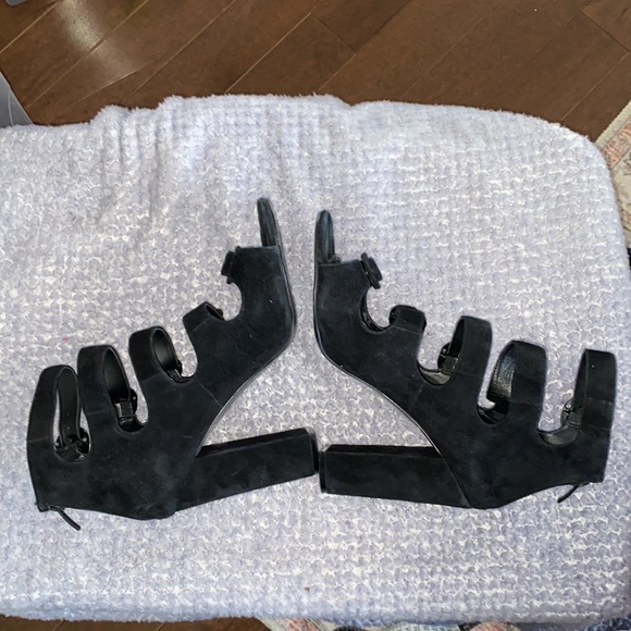 Kendall Kylie Black Suede Heels With Buckle’s and Back Zip at Heel - Picture 1 of 6